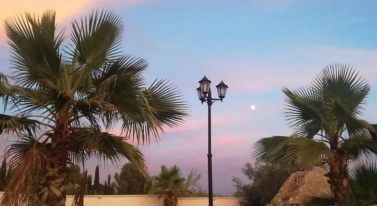 Villa Capricho De Luna Caparacena Ferienhaus